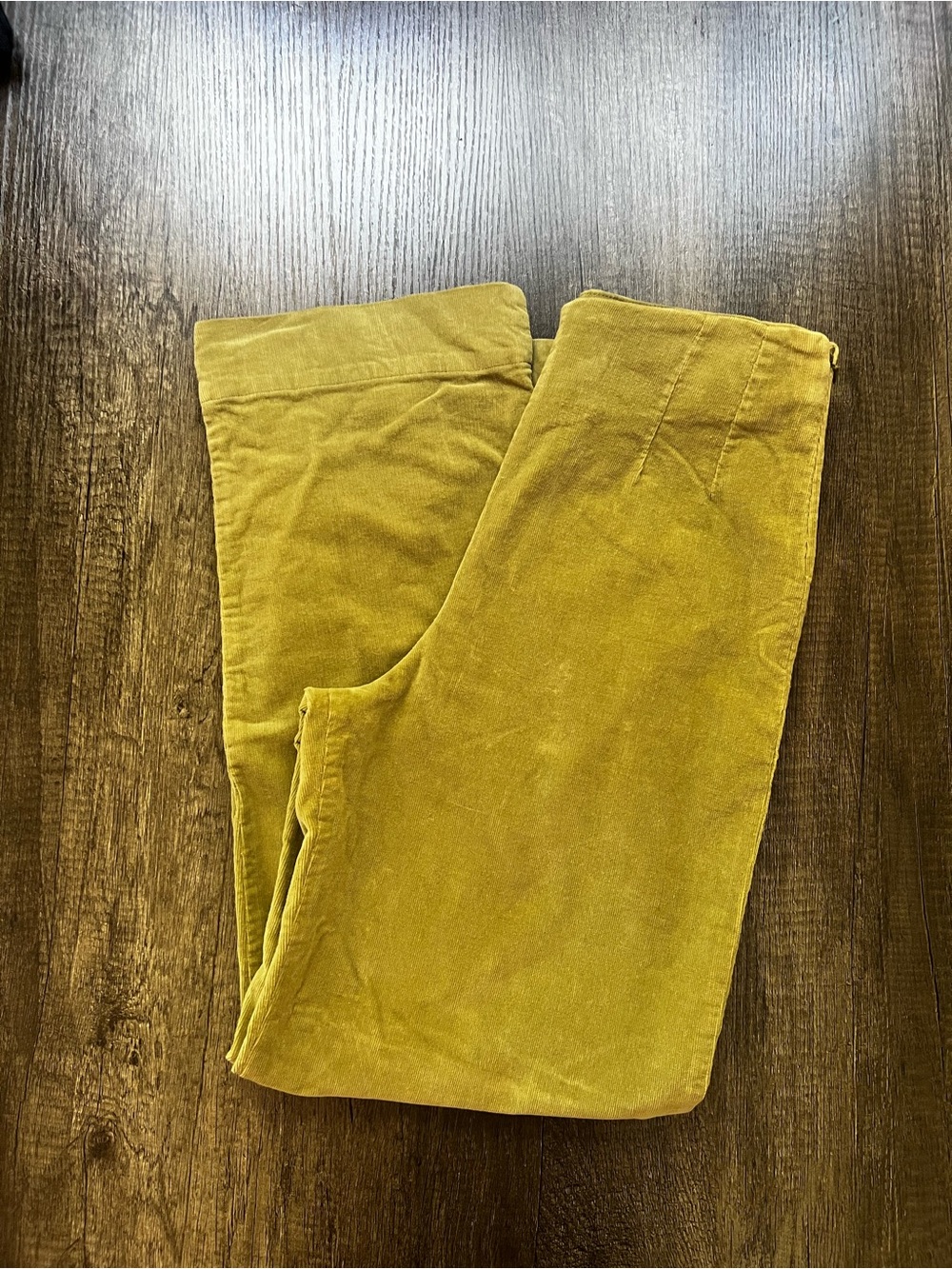Extra high waisted Corduroy Pants sage green
